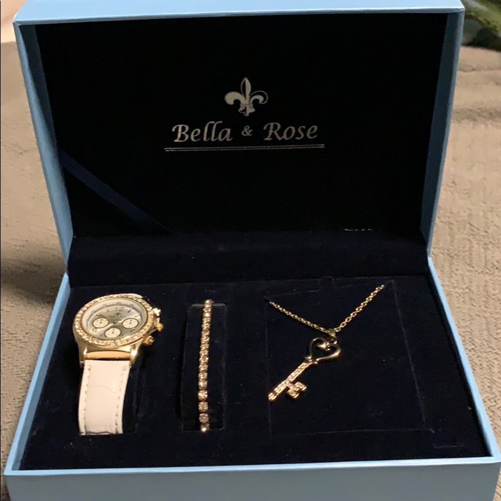 Bella and rose jewelry set